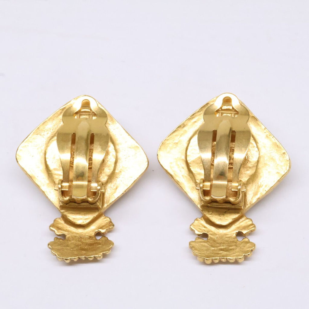Chanel CC Logo Black Stone Earring — view 6