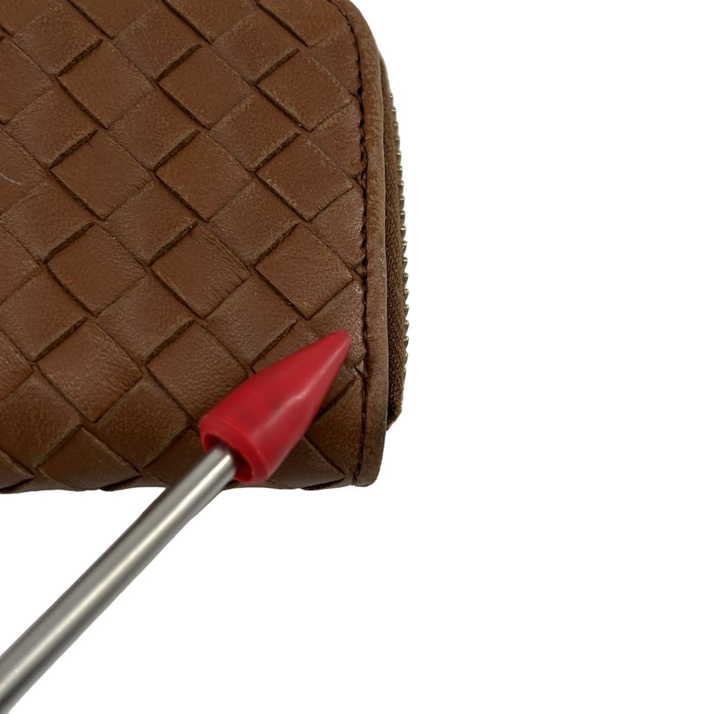 Bottega Veneta Intrecciato Round Zip Coin Case Brown — view 9