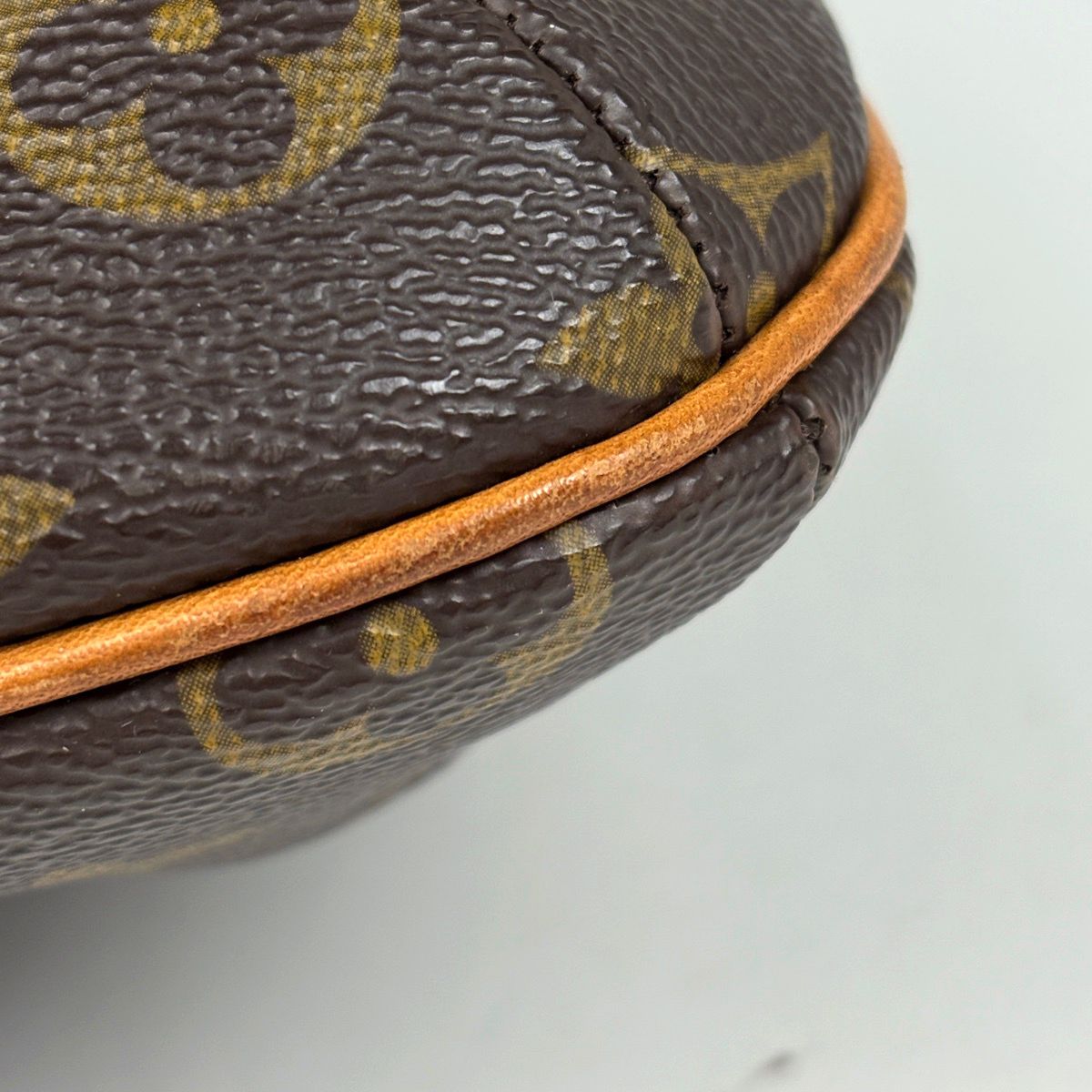 Louis Vuitton Musette Salsa Short Shoulder Bag Monogram Brown — view 3