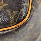 Louis Vuitton Reporter PM Shoulder Bag Monogram Brown — view 3