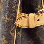 Louis Vuitton Batignolles Tote Monogram Brown — view 4