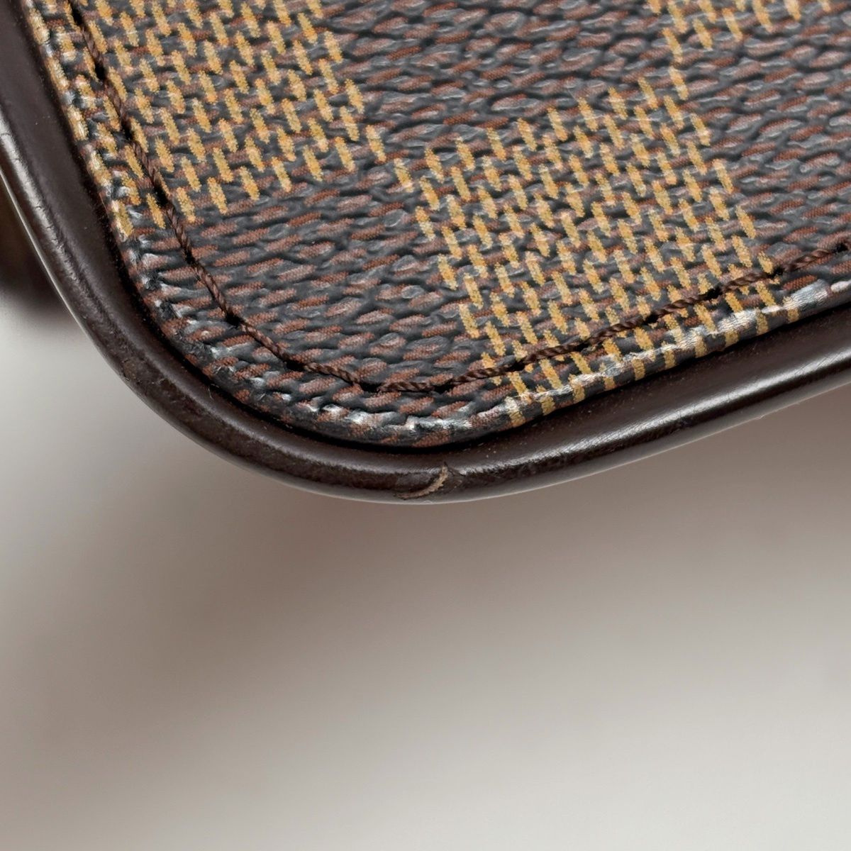 Louis Vuitton Tribeca Long Shoulder Bag Damier Brown — view 4