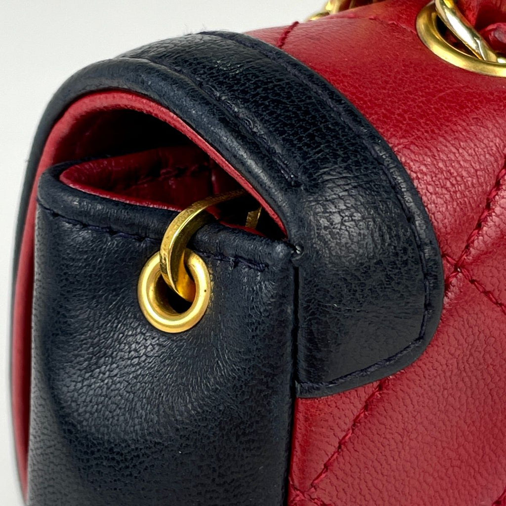 Chanel CC Logo Chain Shoulder Bag Bicolor Leather Red Black — view 7