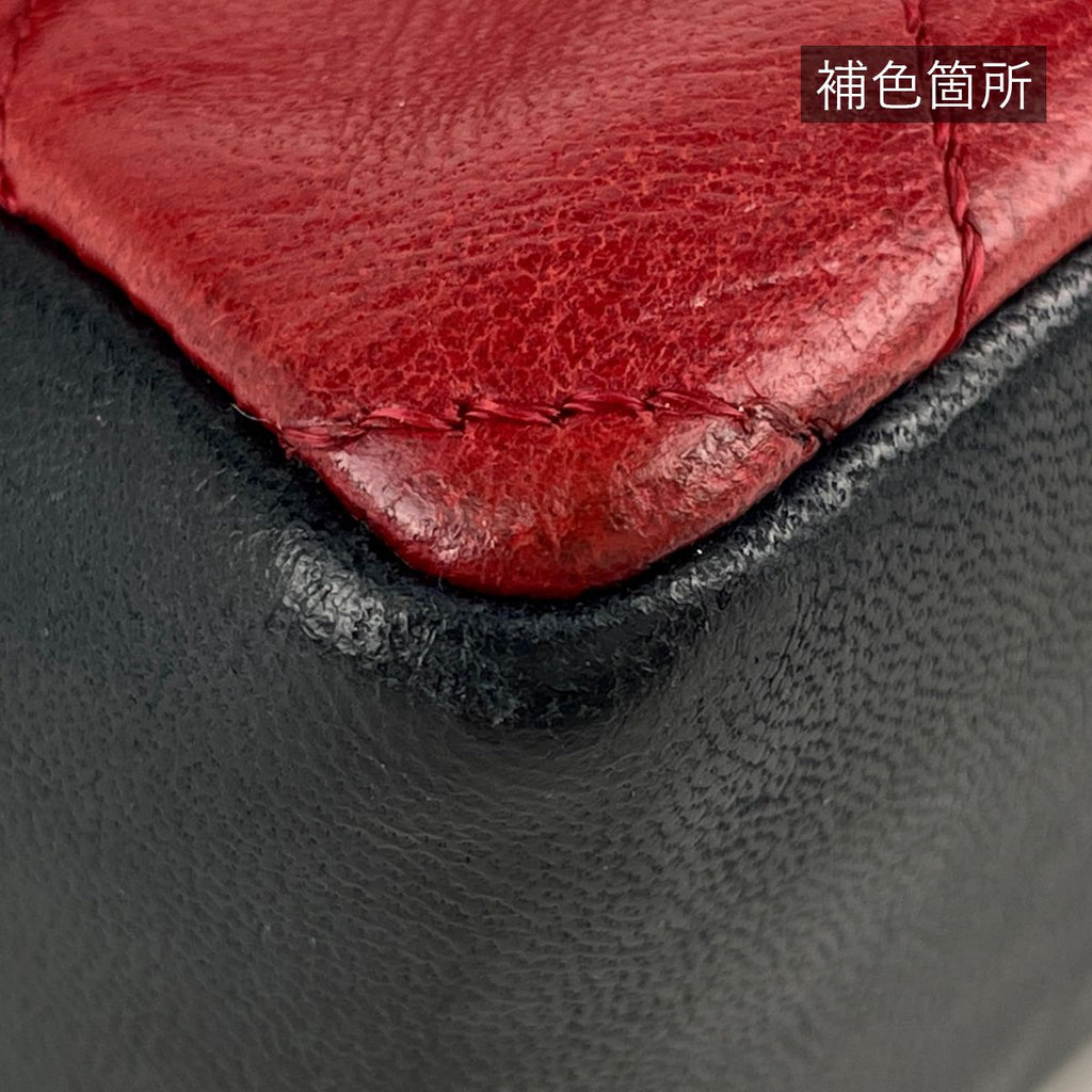 Chanel CC Logo Chain Shoulder Bag Bicolor Leather Red Black — view 3