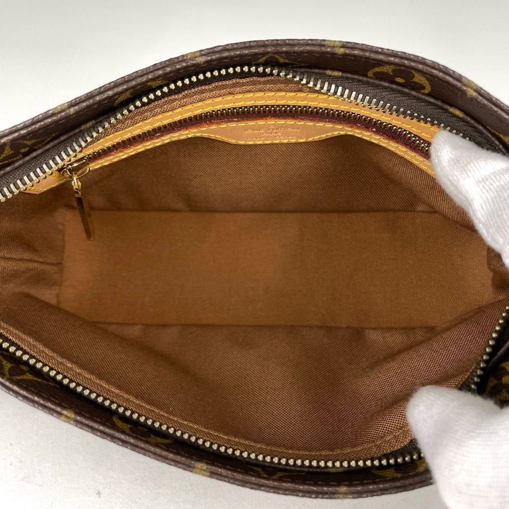 Louis Vuitton Trotteur Pochette Monogram Brown Shoulder — view 8