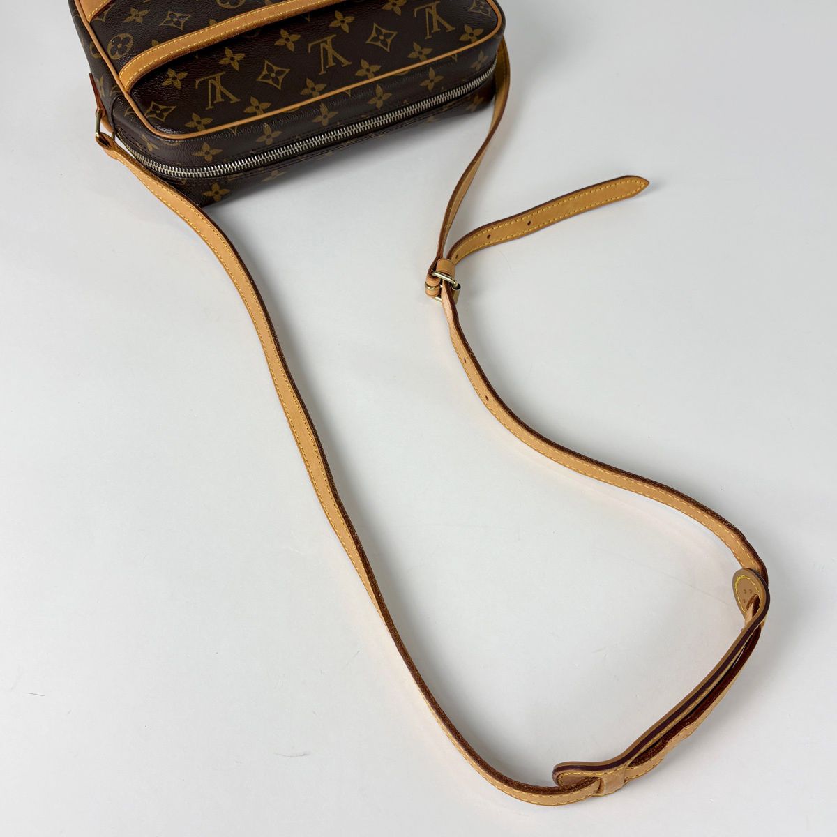 Louis Vuitton Trocadero 27 Shoulder Bag Monogram Brown — view 6
