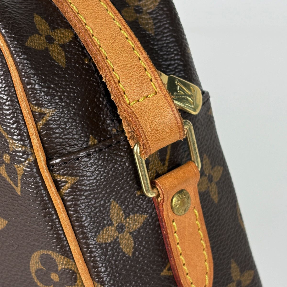 Louis Vuitton Trocadero 27 Shoulder Bag Monogram Brown — view 5