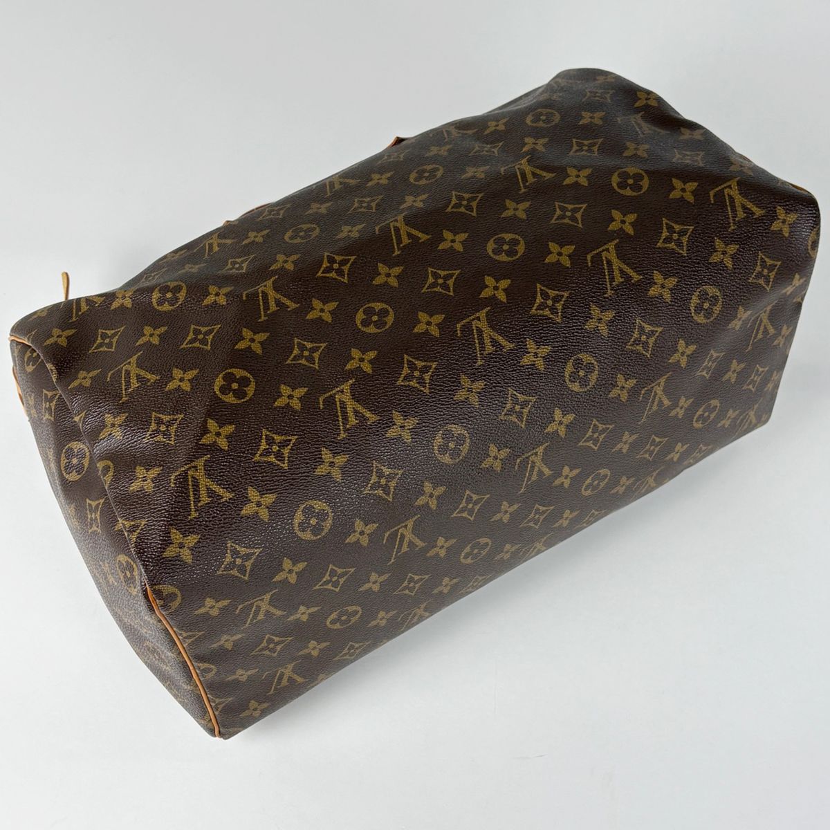Louis Vuitton Speedy 40 Boston Bag Monogram Brown — view 2