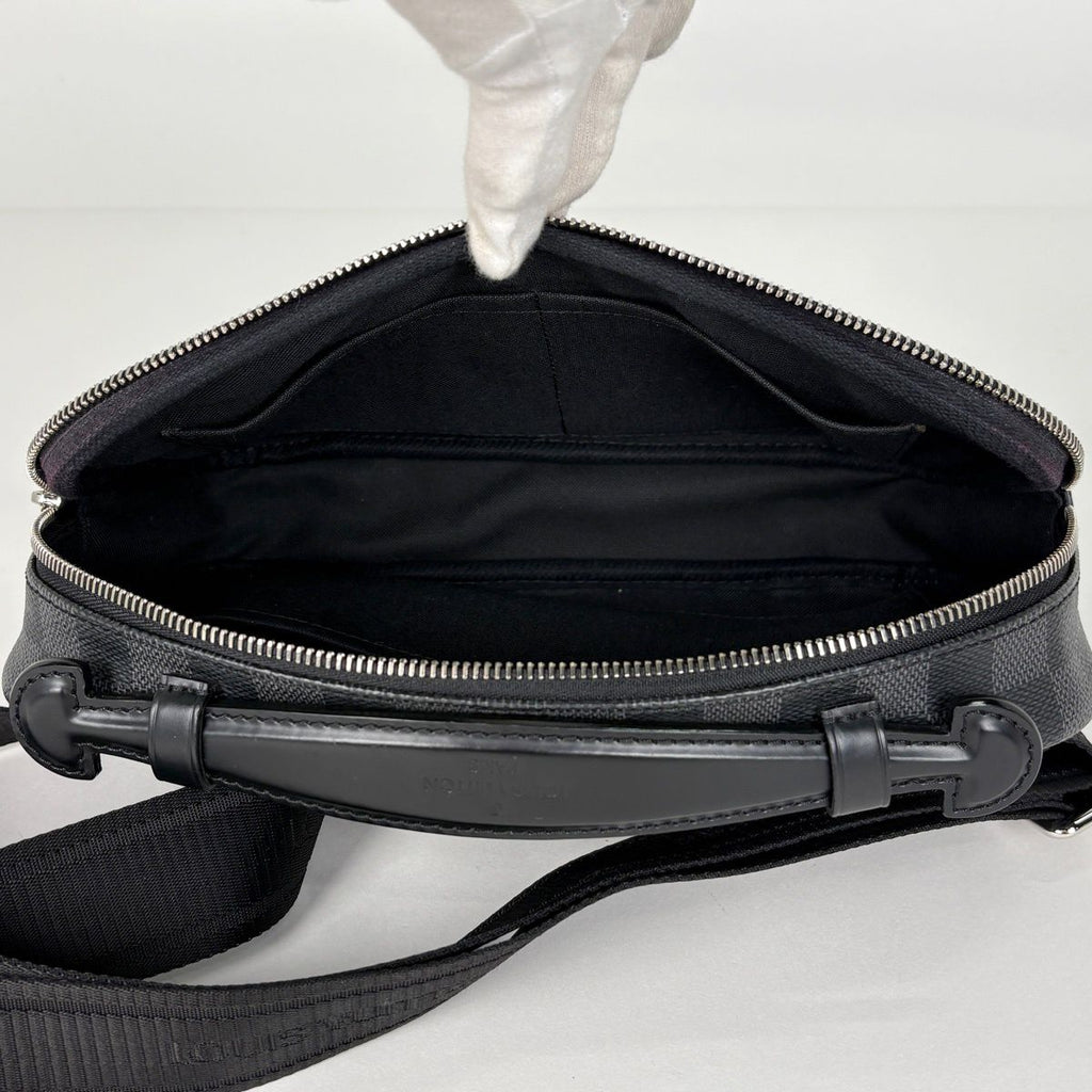 Louis Vuitton Ambler Waist Bag Damier Graphite Noir — view 7