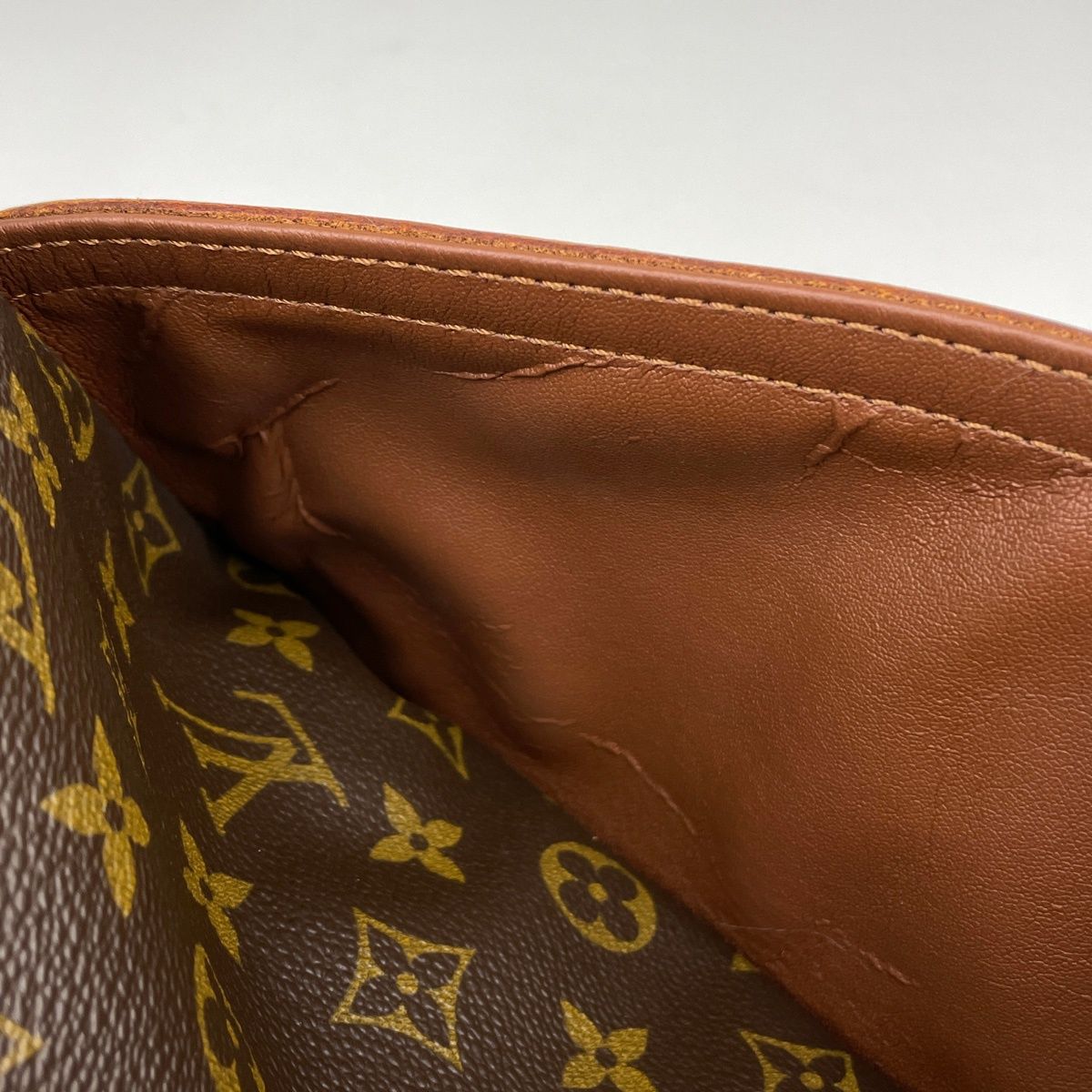 Louis Vuitton Trocadero 27 Shoulder Bag Monogram Brown — view 4