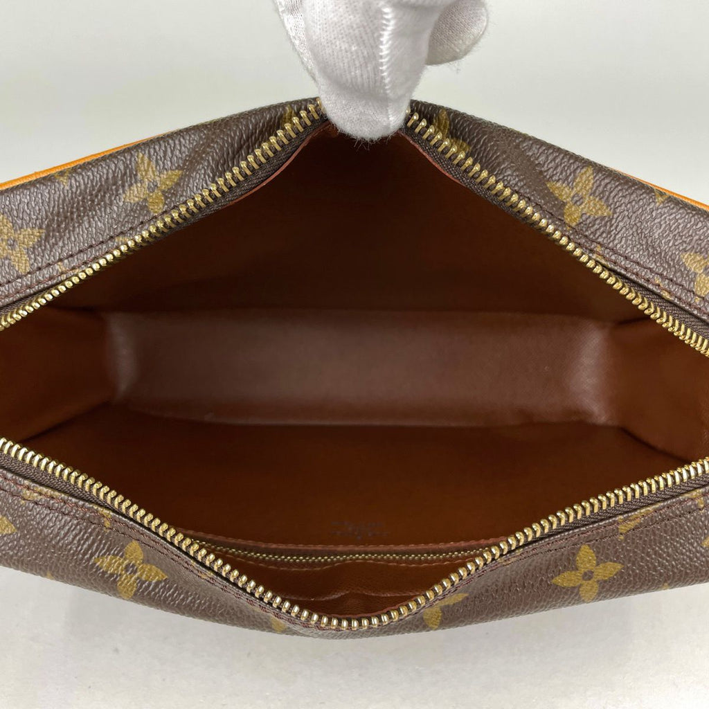 Louis Vuitton Trocadero 27 Shoulder Bag Monogram Brown — view 9