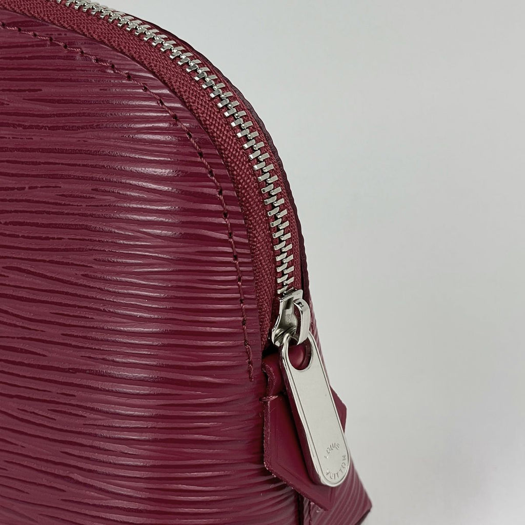 Louis Vuitton Pochette Cosmetic Makeup Pouch Epi Fuchsia — view 4