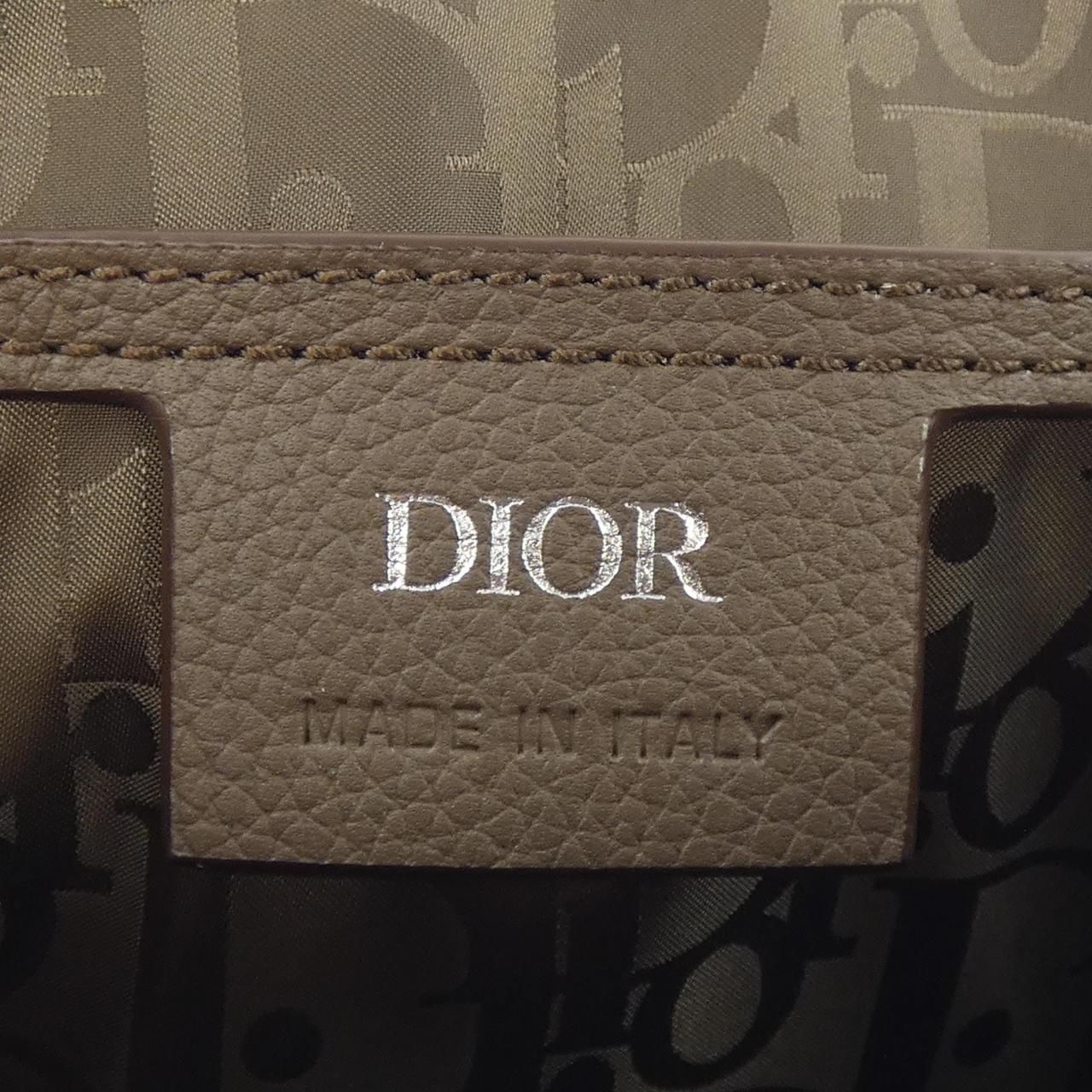 Dior Hit the Road — view 5