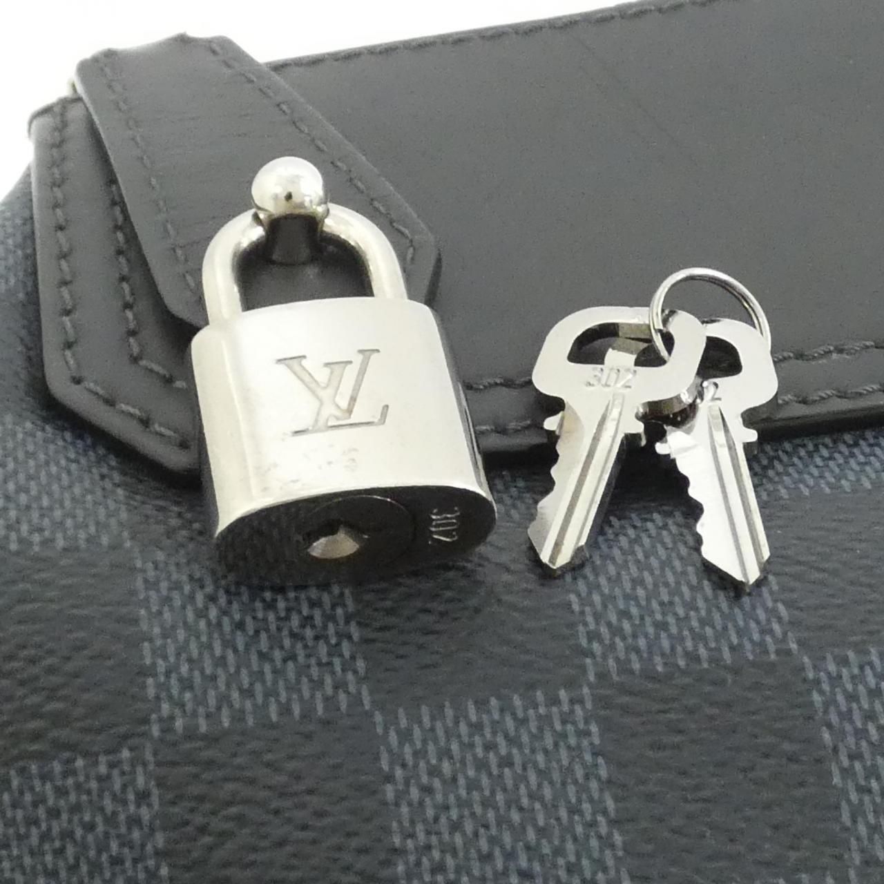 Louis Vuitton Damier Cobalt Messenger Greenwich Shoulder — view 4