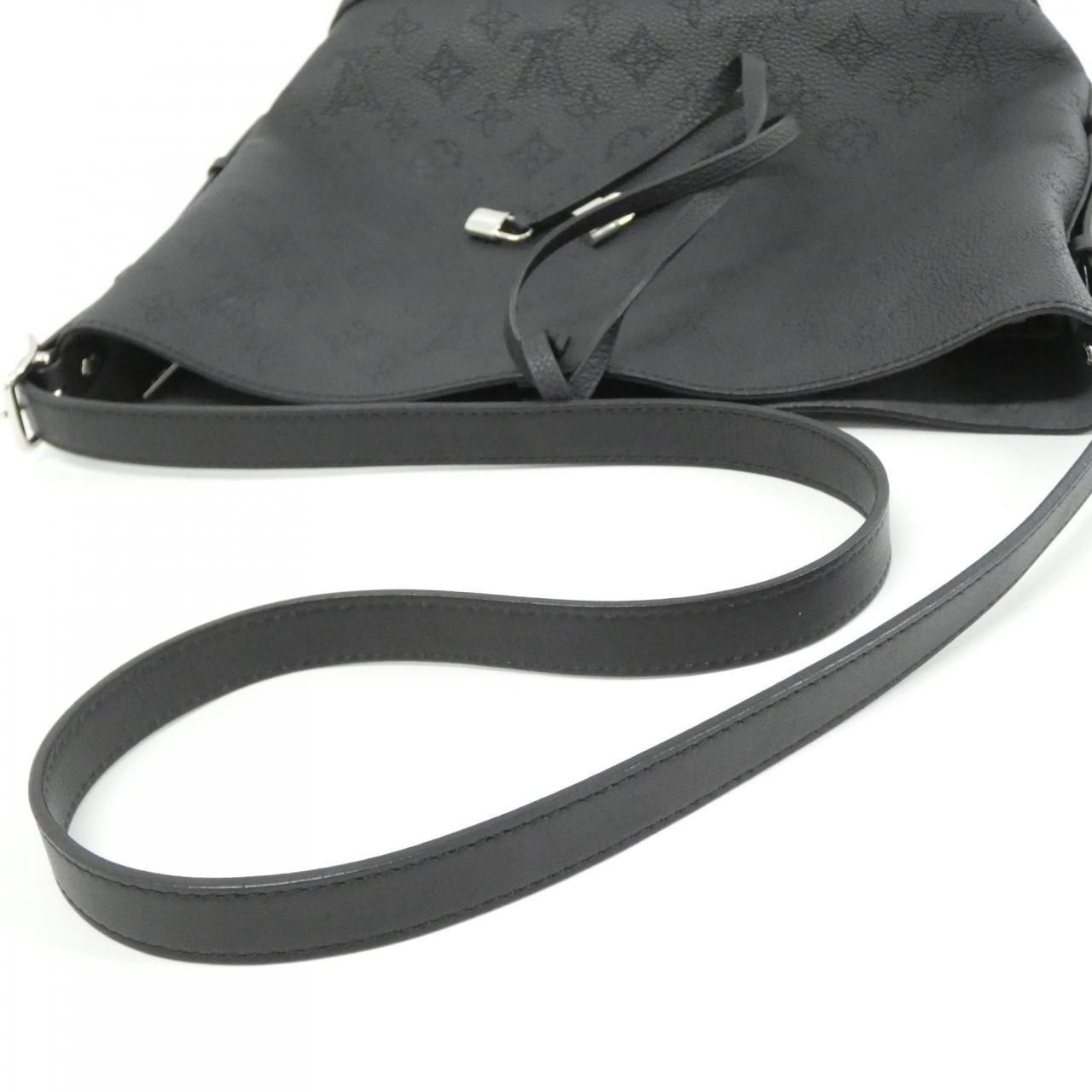 Louis Vuitton Mahina Flor Shoulder — view 9