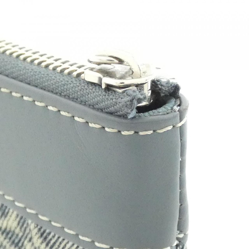 Louis Vuitton Monogram Wash Pochette to Go — view 7