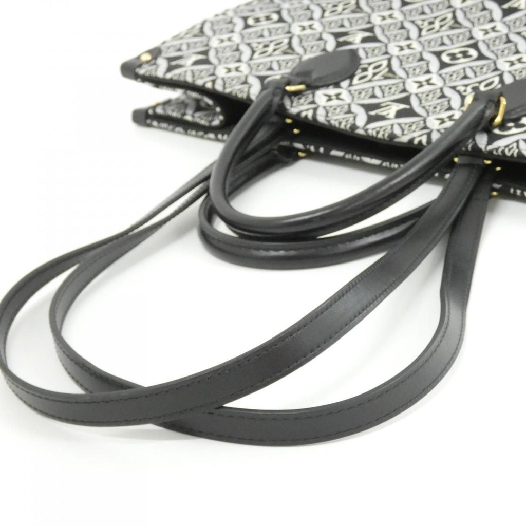 Louis Vuitton On The Go GM — view 7