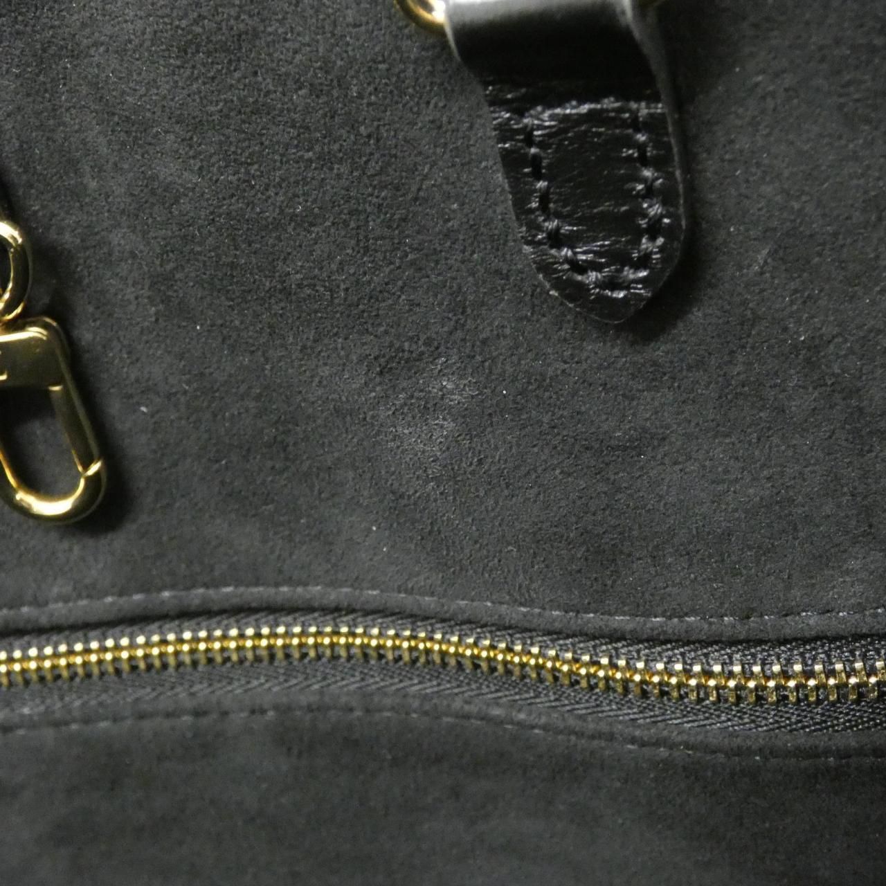 Louis Vuitton On The Go GM — view 9