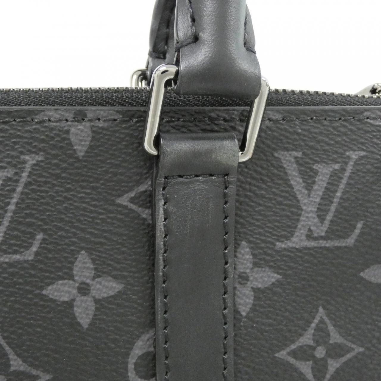 Louis Vuitton Monogram Eclipse Sac Plat Cross — view 4