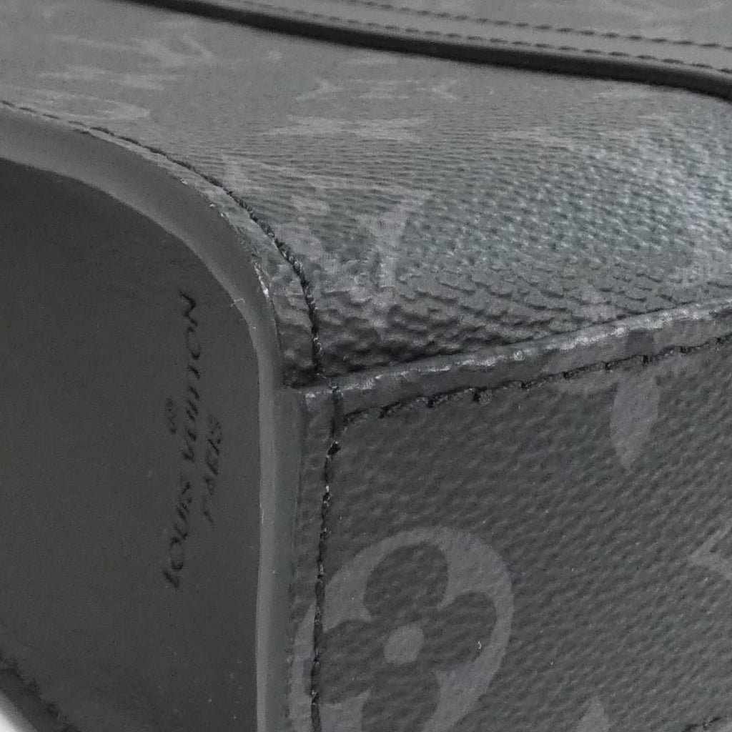Louis Vuitton Monogram Eclipse Sac Plat Cross — view 3