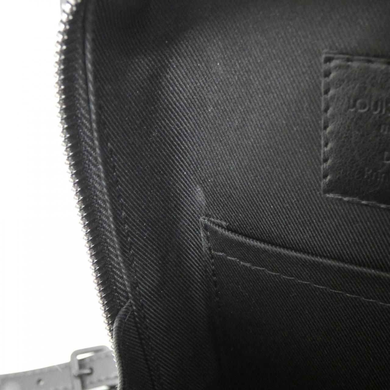 Louis Vuitton Monogram Tufting Vertical Soft Trunk — view 9