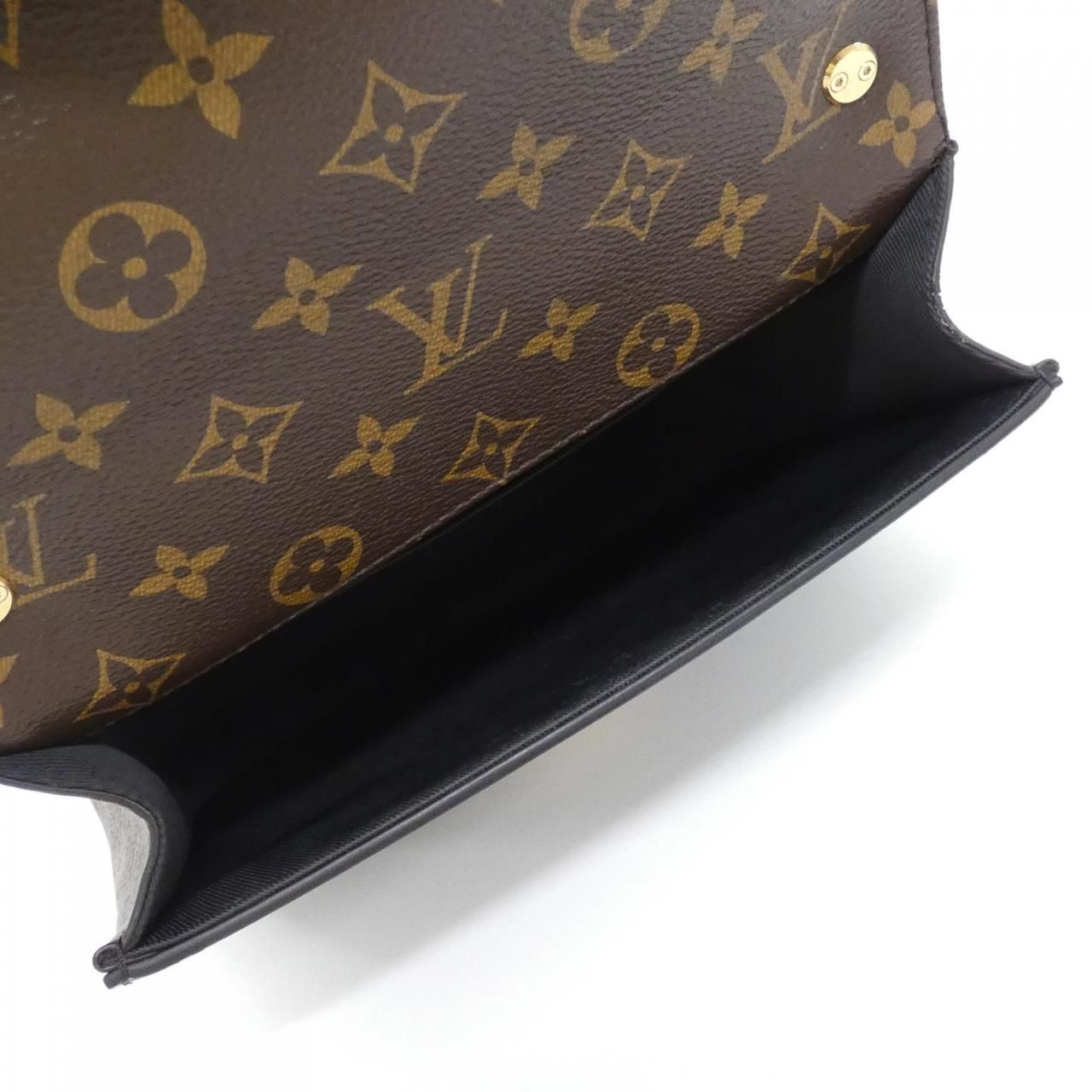 Louis Vuitton Monogram Vernis Miroir Cherry Wood BB Shoulder — view 7