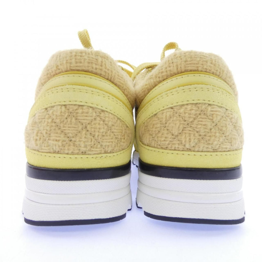 Chanel Sneakers Yellow — view 5