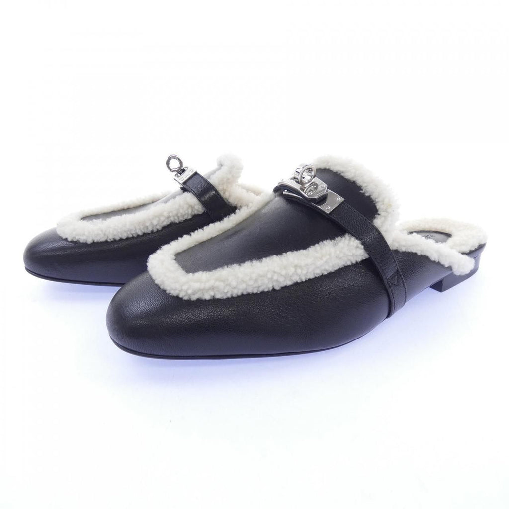 Hermes Oz Kelly Buckle Sandals — view 3