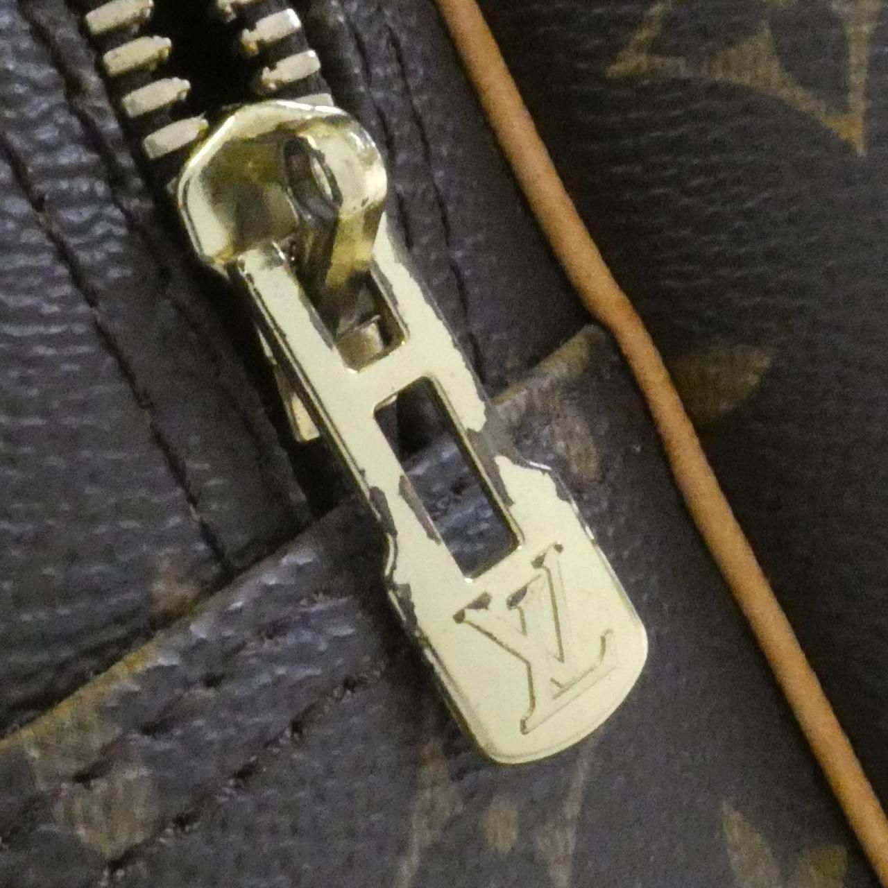 Louis Vuitton Monogram Alize 24 Earl Boston — view 6