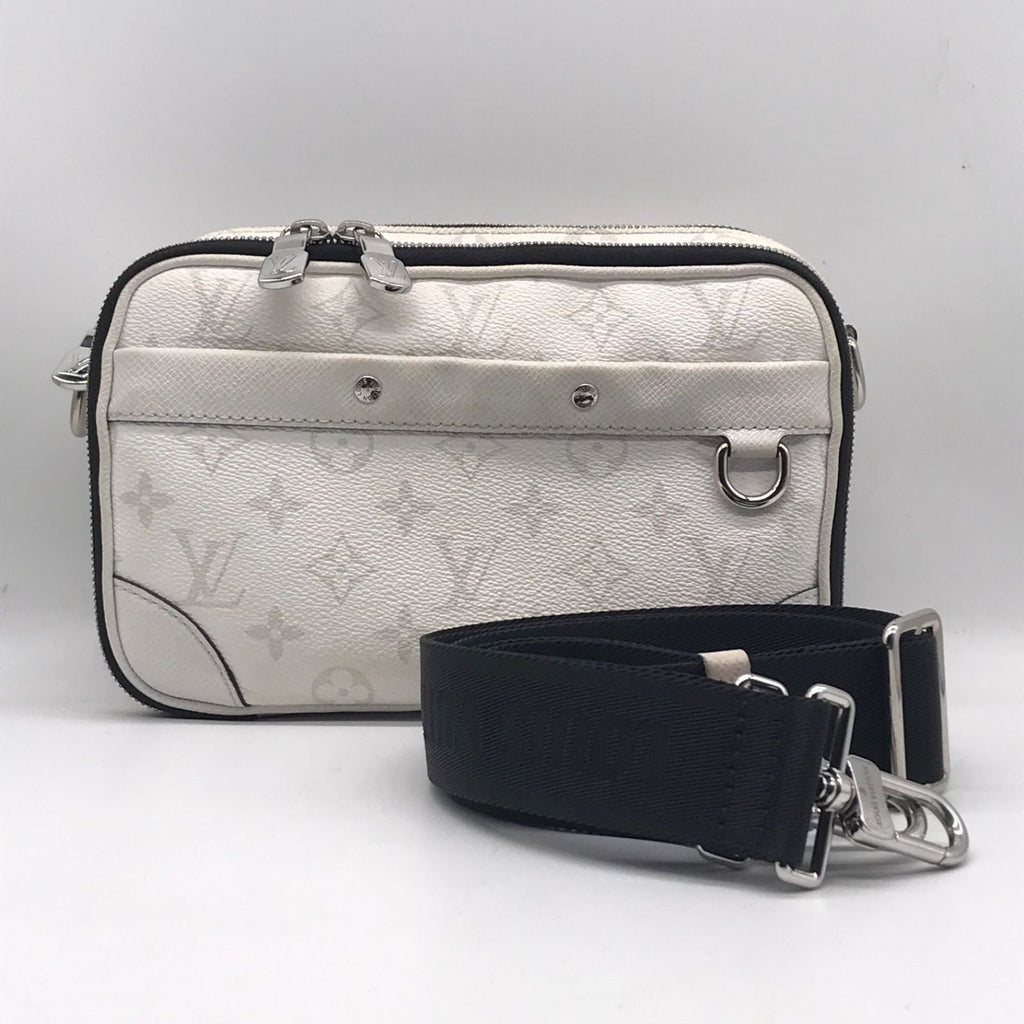 Louis Vuitton Taigarama Alpha Messenger Shoulder Bag Price Negotiation Welcome