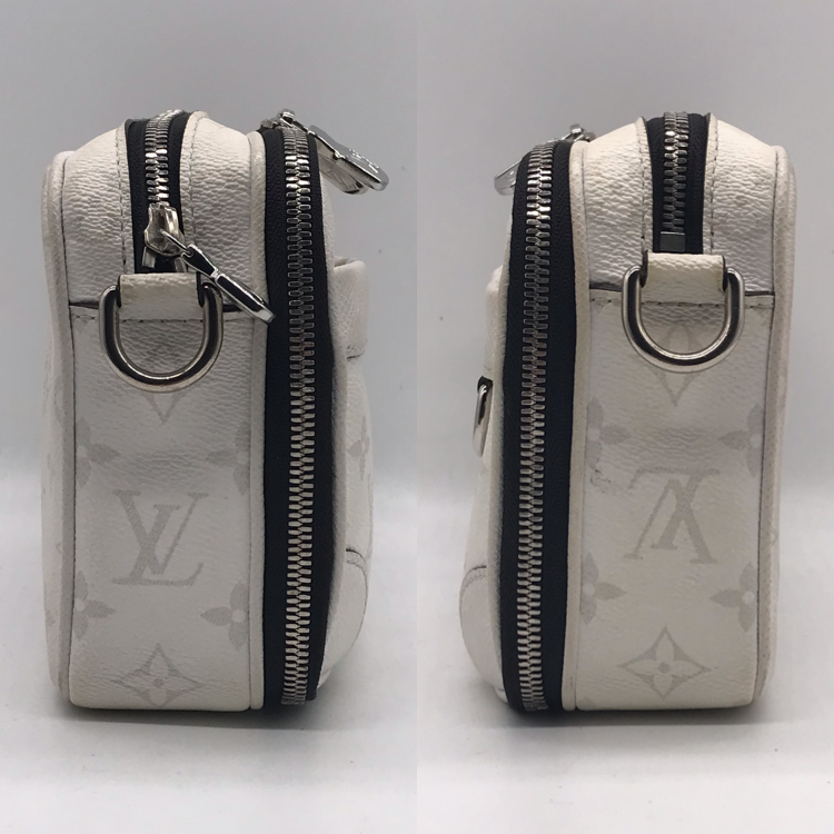 Louis Vuitton Taigarama Alpha Messenger Shoulder Bag Price Negotiation Welcome — view 3