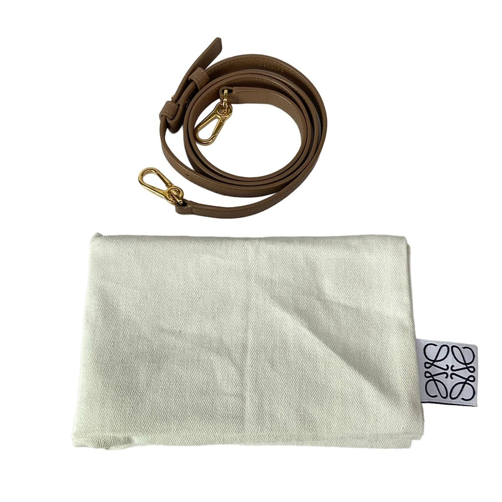 Loewe Handbag Amazona 19 Square Mink — view 8