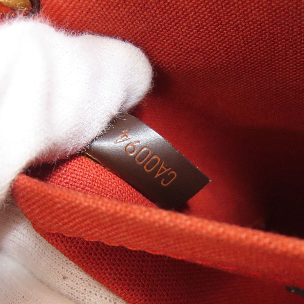 Louis Vuitton Riviera MM Handbag Damier Canvas — view 7