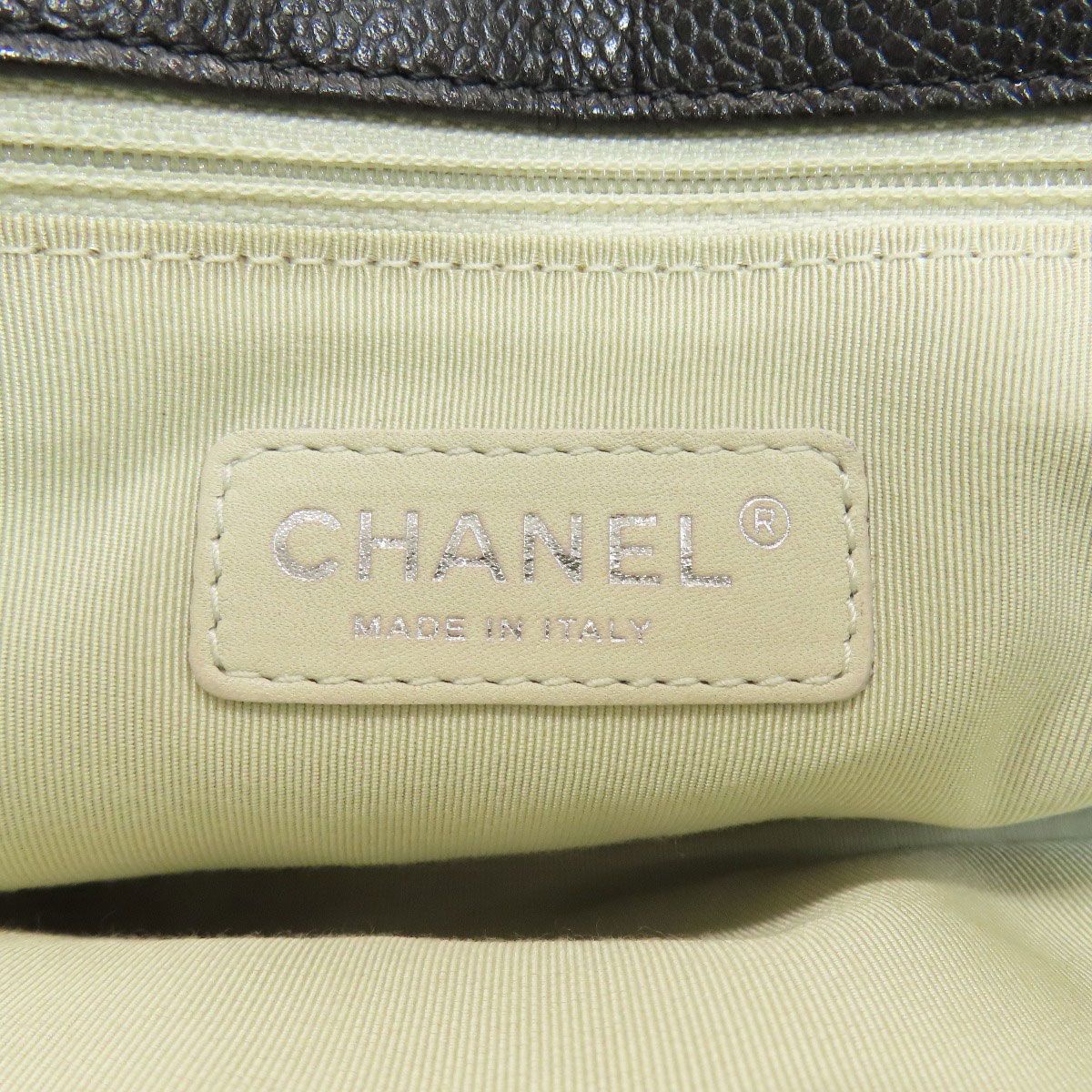 Chanel Chain Quilted Silver Tote Grained Calfskin — view 6