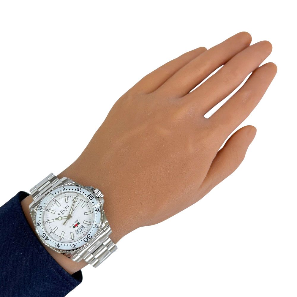 Gucci Dive Watch Stainless Steel 136.3 Quartz — view 2