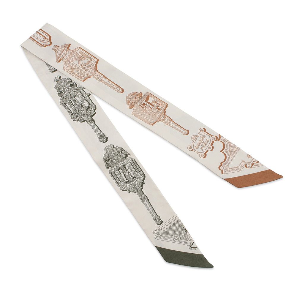 Hermes Scarf Merveilleuses Lanternes Silk — view 3