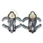 Chanel CC Logo Simple Earrings Silver — view 2