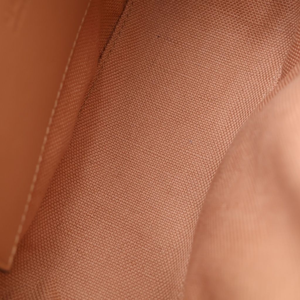 Gucci GG Marmont Quilted Leather Shoulder Bag Beige — view 8