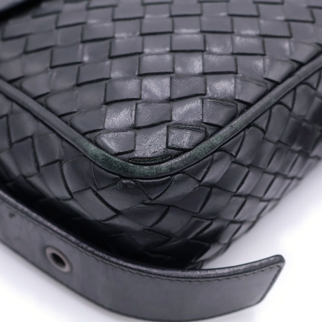 Bottega Veneta Intrecciato Leather Shoulder Bag Black — view 6