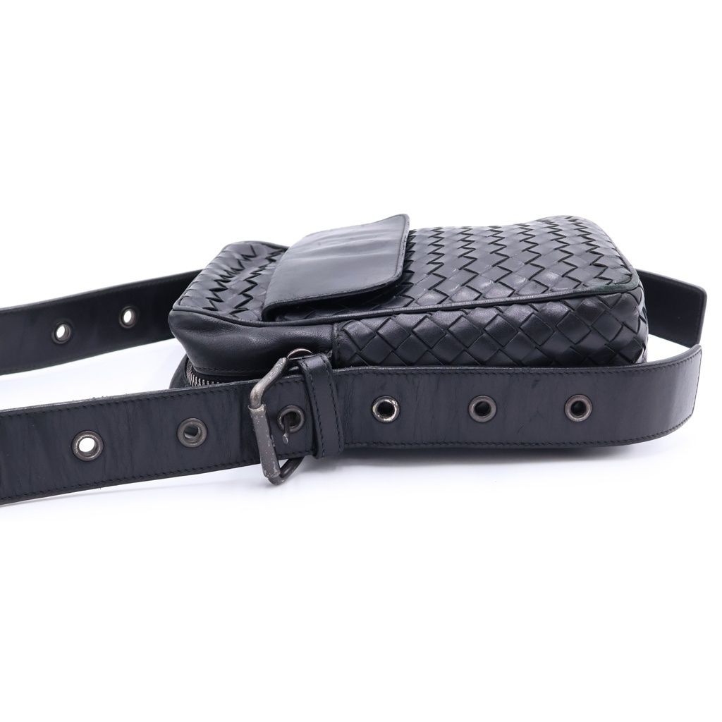 Bottega Veneta Intrecciato Leather Shoulder Bag Black — view 3