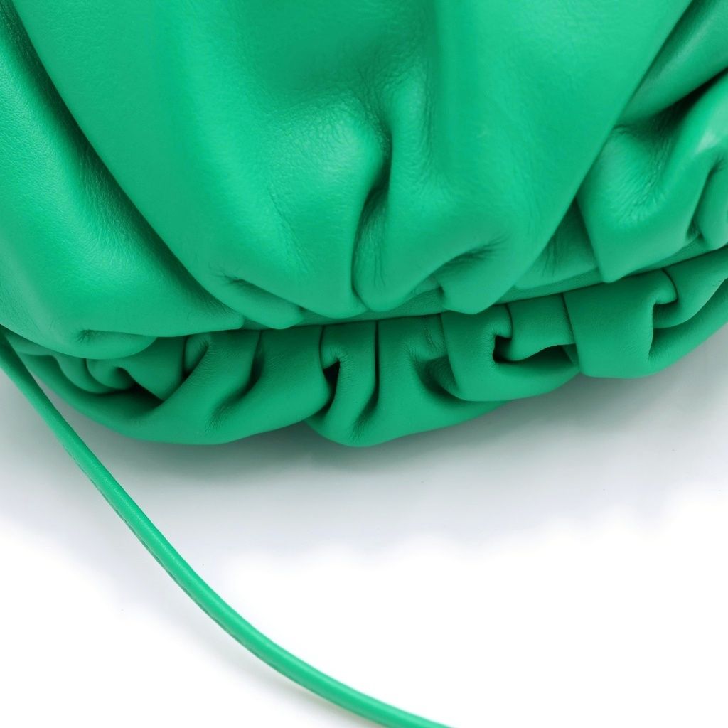 Bottega Veneta the Pouch Mini Shoulder Bag Green Leather — view 6