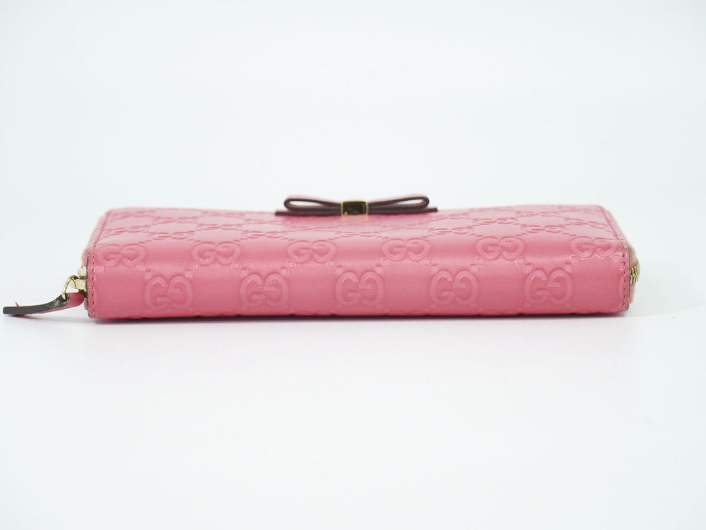 Gucci Guccissima Leather Zip Around Wallet Pink — view 3