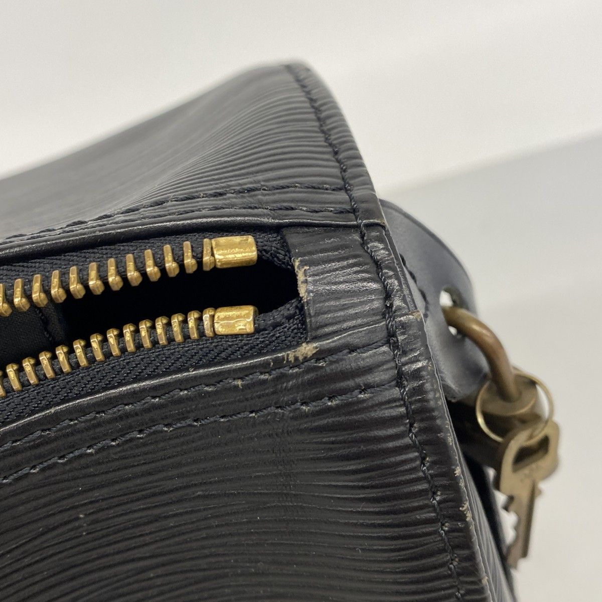 Louis Vuitton Handbag Epi Speedy 25 Noir — view 8
