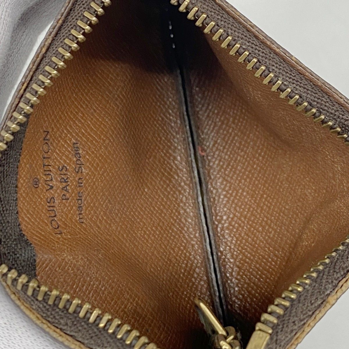 Louis Vuitton Coin Case Monogram Pochette Cles Brown — view 3