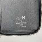 Louis Vuitton Wallet Epi Zippy Vertical Noir — view 4