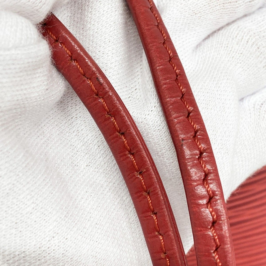 Louis Vuitton Shoulder Bag Epi Petit Noe Castilian — view 8