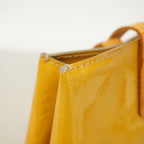 Louis Vuitton Handbag Vernis Reed PM Beige — view 6