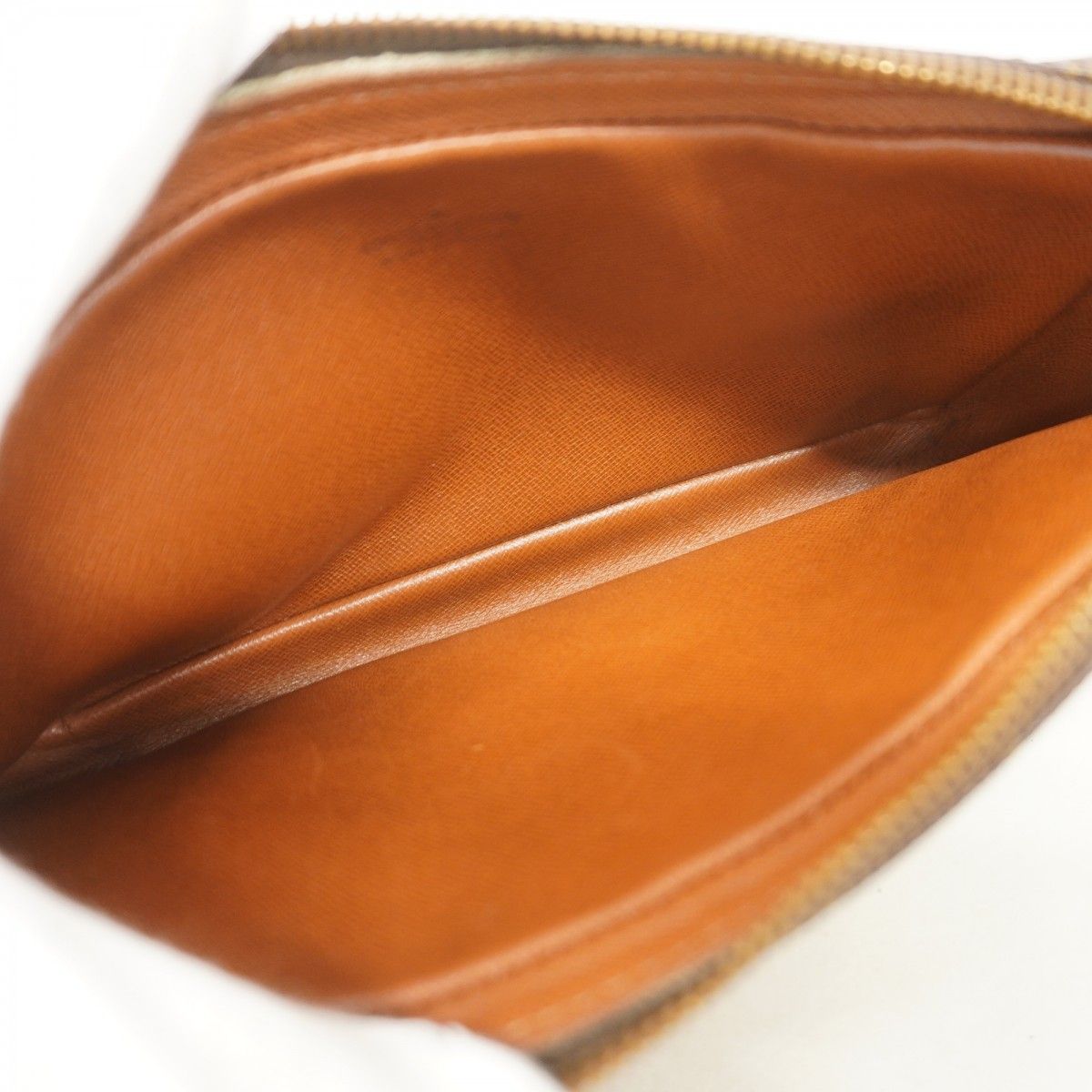Louis Vuitton Clutch Monogram Marly Dragonne PM Brown — view 4