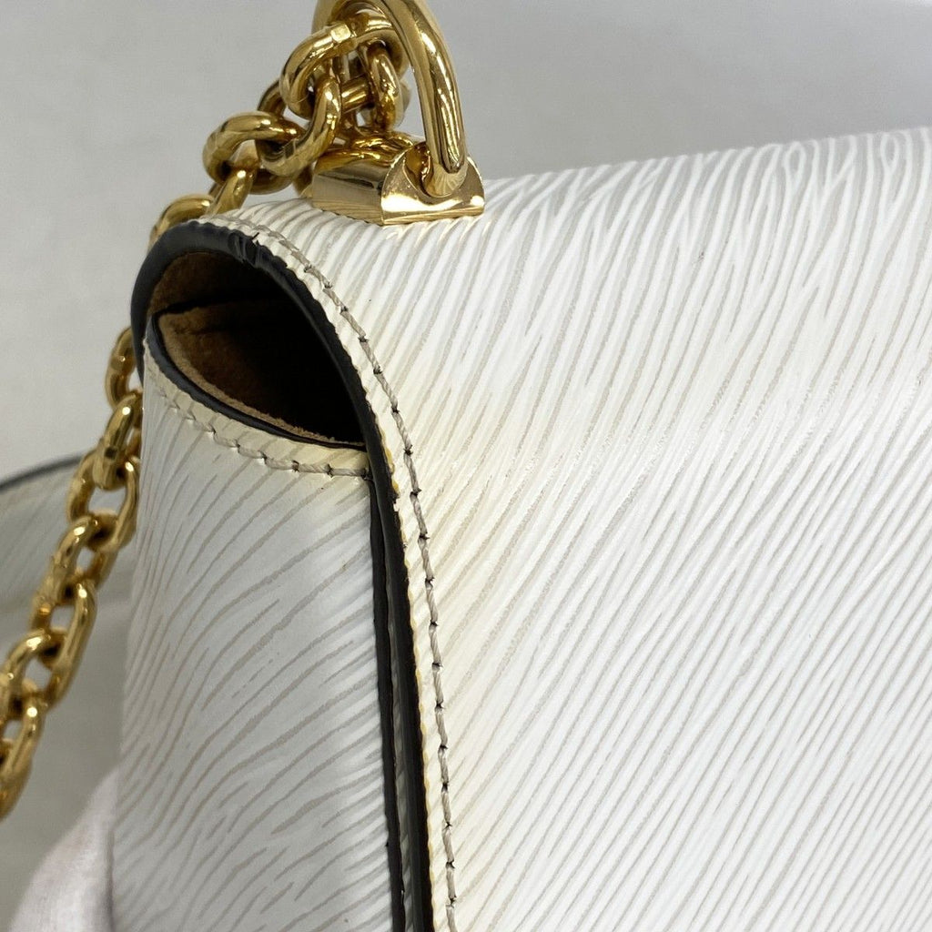 Louis Vuitton Shoulder Bag Epi Twist MM Blanc — view 8