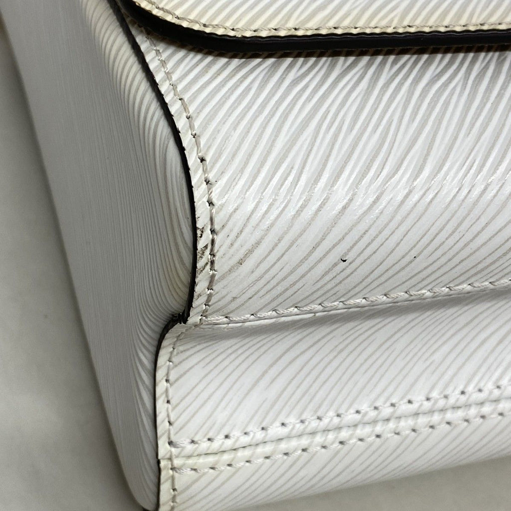 Louis Vuitton Shoulder Bag Epi Twist MM Blanc — view 6